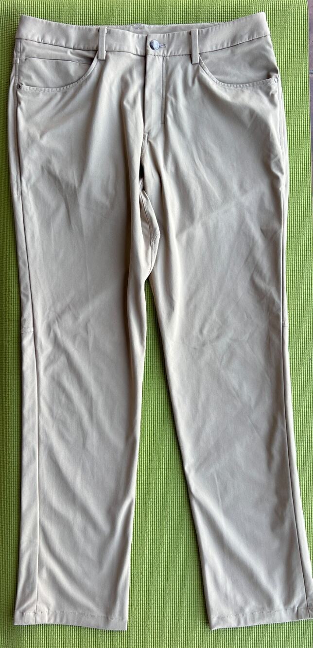 Lululemon Athleta Men's 34 Khaki Casual Pants 34Wx33